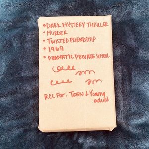 Blind date with a book surprise read